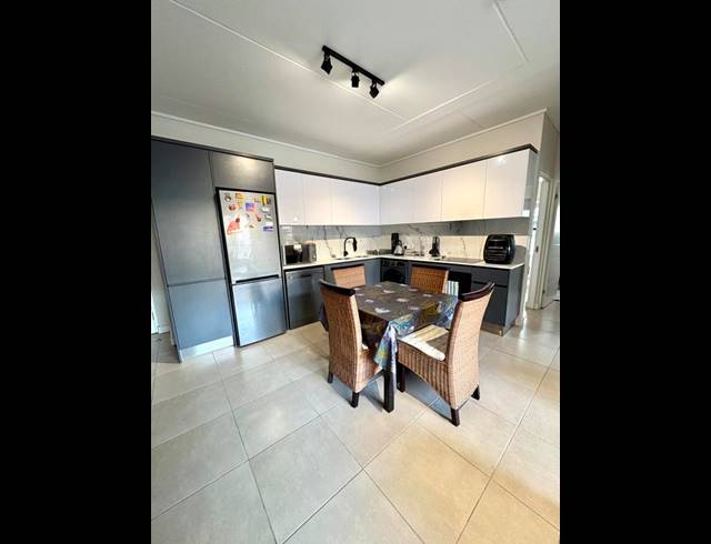 2 BEDROOM PROPERTY TO RENT IN THE HUNTSMAN